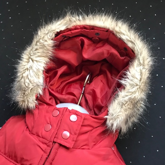 Down Puffer Vest w/ removable faux fur trim - Picture 3 of 8